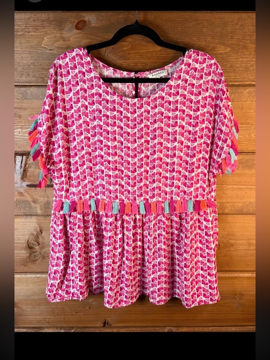 ANDREE BY UNIT Tops - ANDREE BY UNIT Pink Patterned Tassel Peplum Tunic Top Size Small 🩷